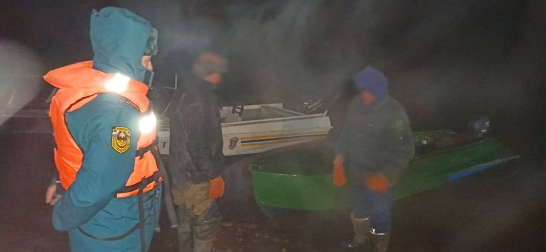 В Татарстане рыбаков, заблудившихся в тумане, вызволяли спасатели