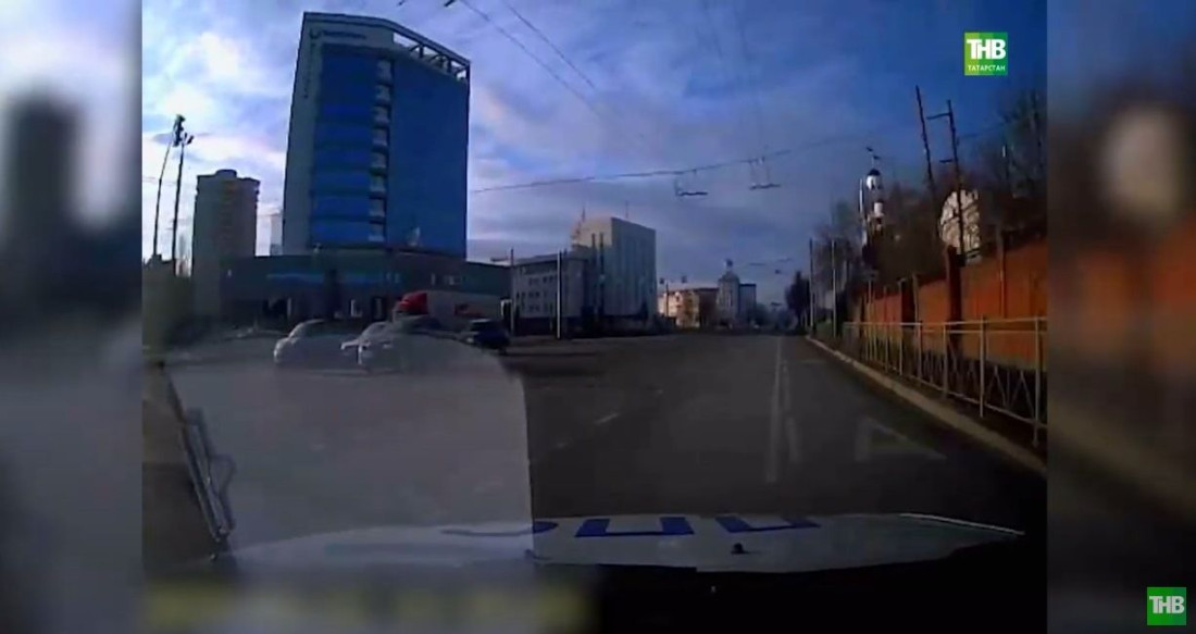 Автоинспекторы Казани оперативно доставили беременную женщину со схватками в роддом