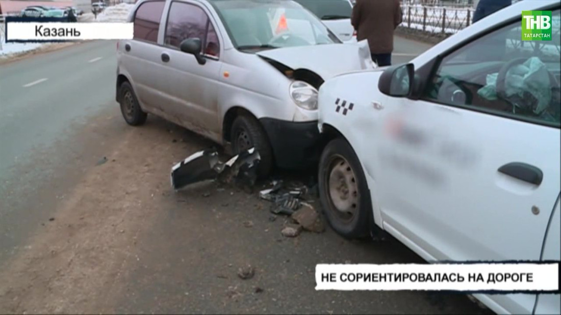 В Казани 58-летняя автоледи спровоцировала серьезную аварию