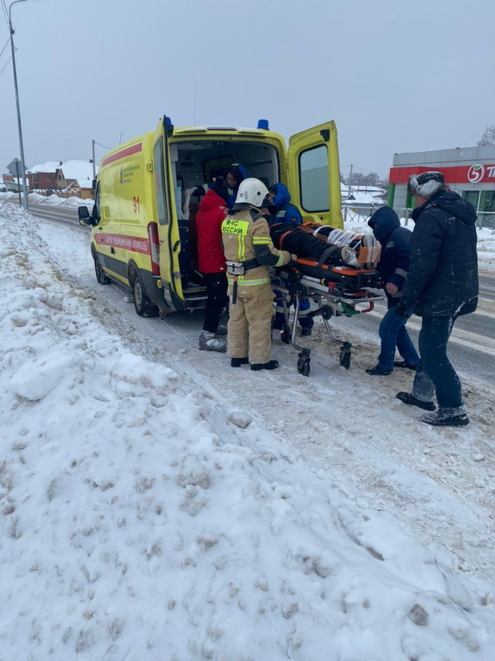 В Татарстане эвакуировали сноубордиста, упавшего с высокого склона