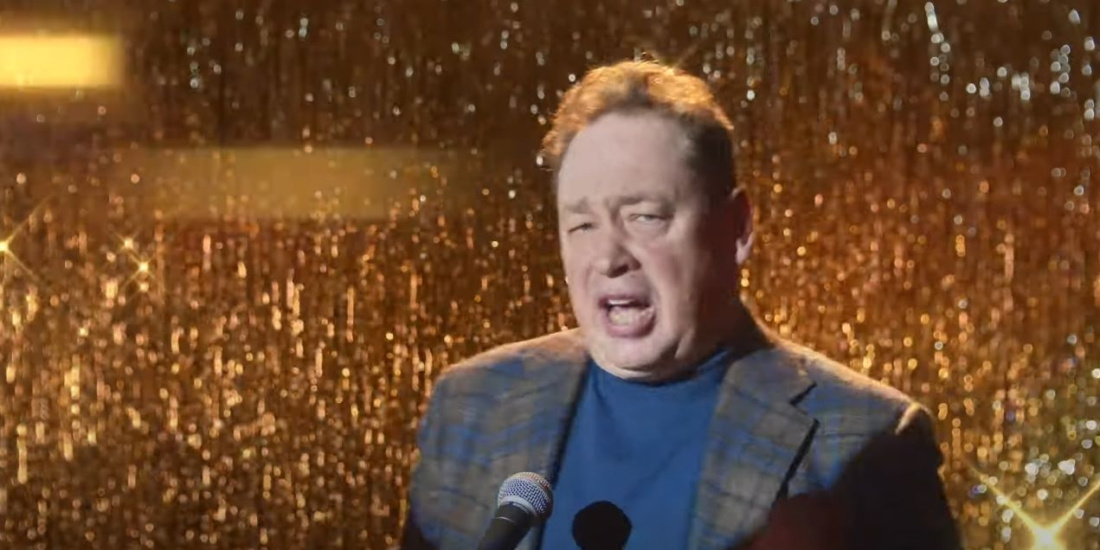 Бакаев раскритиковал вокальные данные Слуцкого: «Не кайфую от его пения»