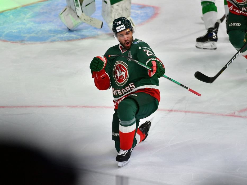 Форвард «Ак Барса» высказался о игре вратаря «Салавата» Метсоле