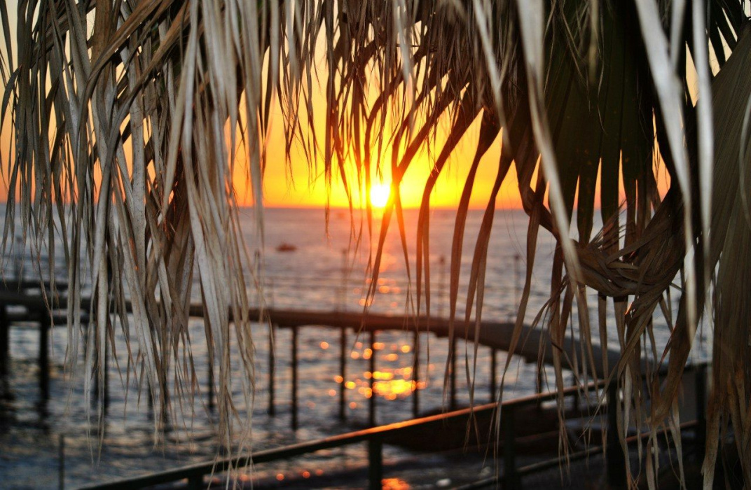 Врач предостерегла от поездок в жаркие страны переболевших коронавирусом туристов