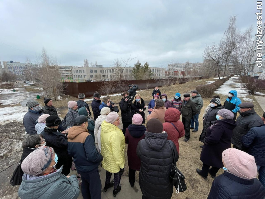 В Челнах жители 39 микрорайона выступили против стройки во дворе