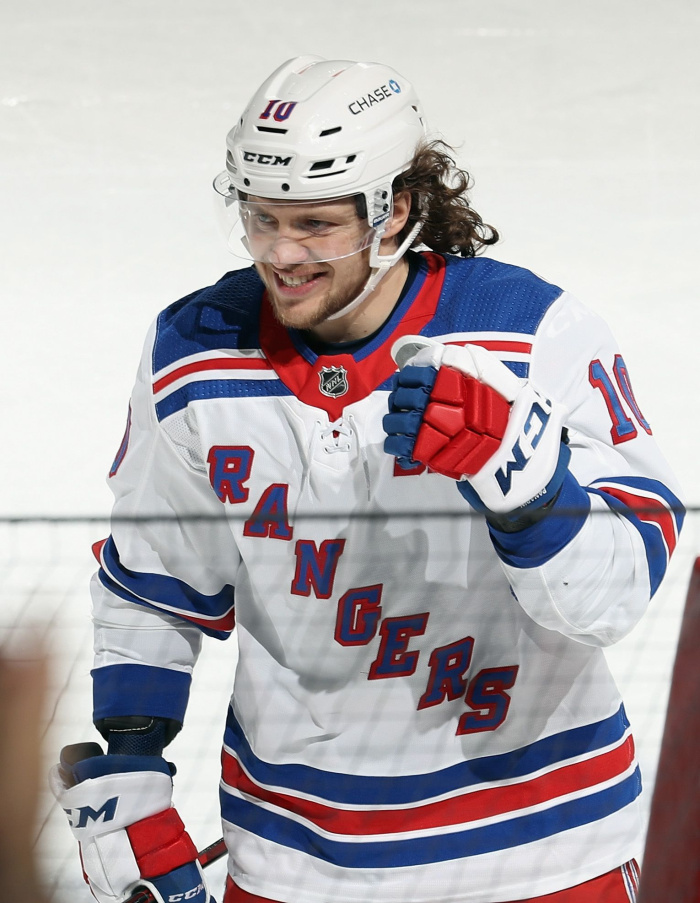 Панарин побил рекорд Марка Мессье по набранным очкам в первых 100 матчах за клуб