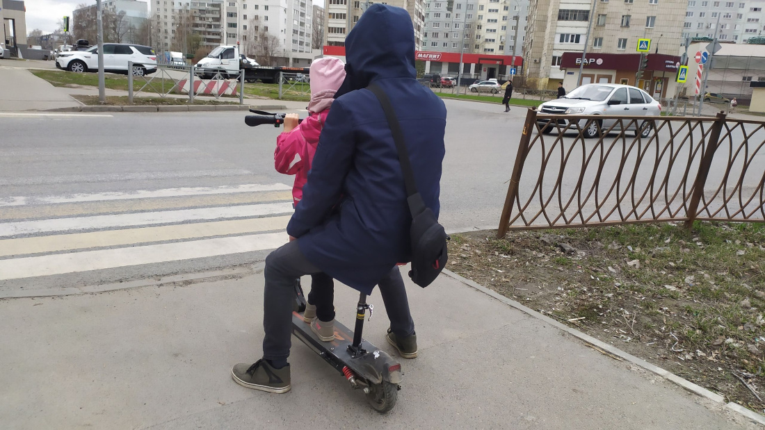 Госавтоинспекция Казани анонсировала рейд по самокатам