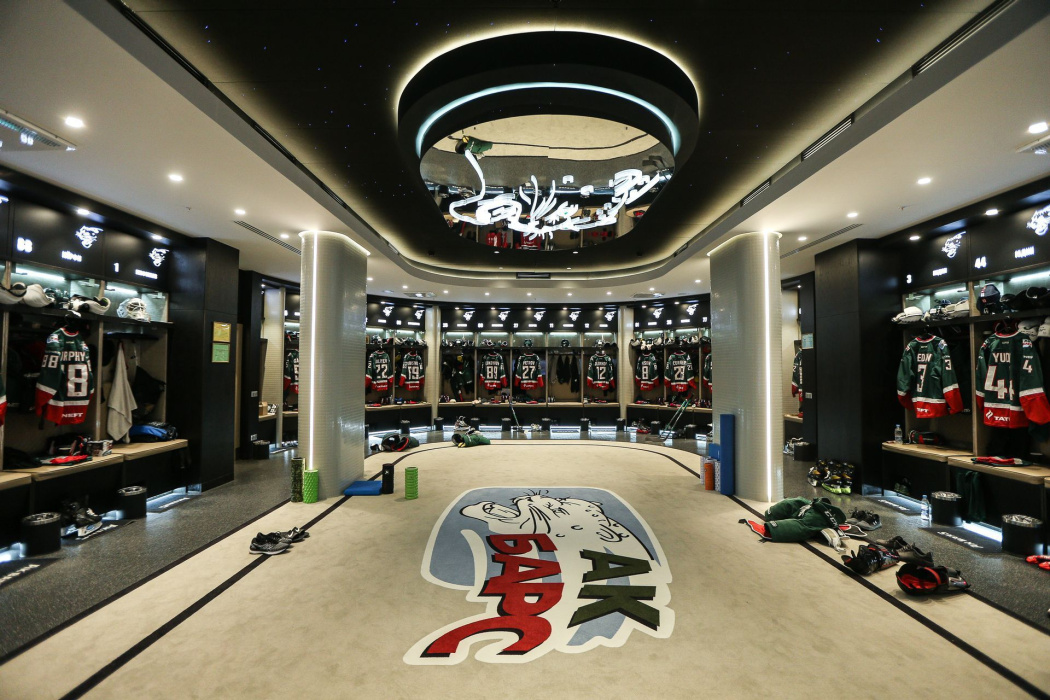 Лямкин и Хенкель продлили контракты с «Ак Барсом» на два сезона