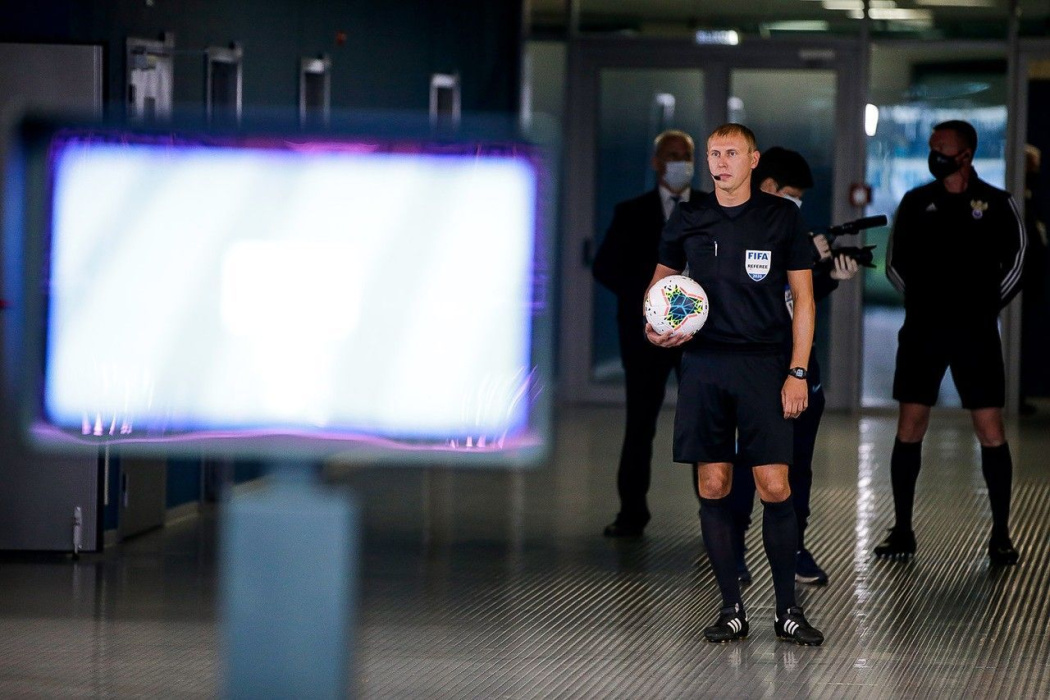 Агент Сафонов назвал судейство в РПЛ безобразным