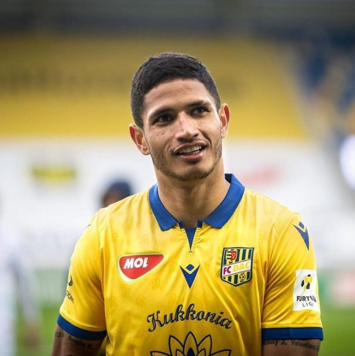 Форвард Рамирес проходит медосмотр и близок к переходу в «Рубин»