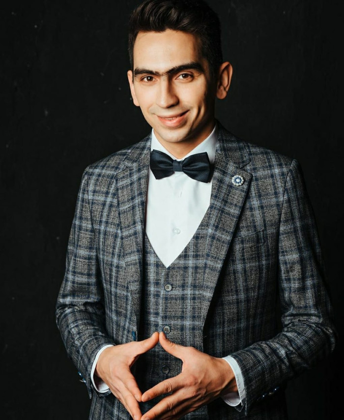 Рамил Шарапов чит илгә бармыйча гына шәп итеп кызынырга өйрәтә