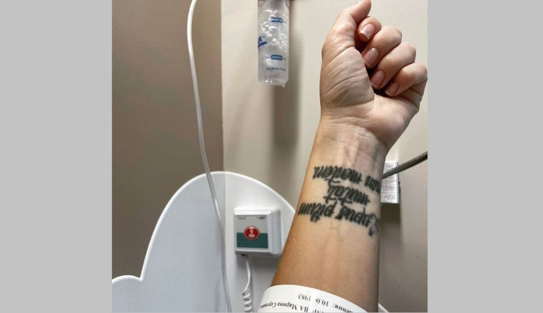 Певицу МакSим экстренно госпитализировали с 40-процентным поражением лёгких