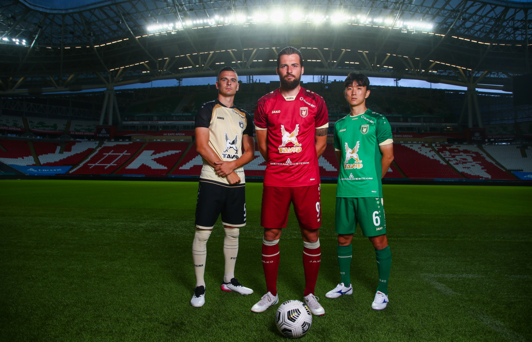 Видео: «Рубин» провел забавную презентацию команды в режиме онлайн