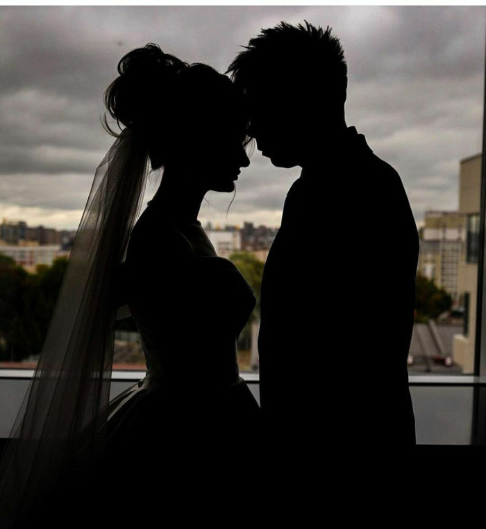 Бүген җырчы Элвин Грей өйләнгән